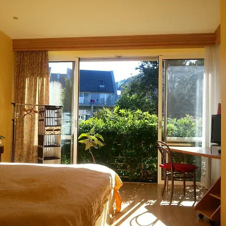 Homestay Luxurioeses Doppelzimmer In Oberkassel Dusseldorf