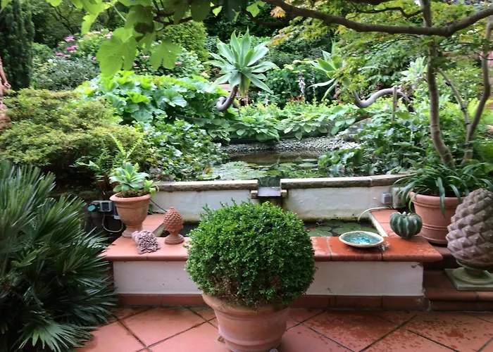 Luxurioeses Doppelzimmer In Oberkassel Homestay szállás Düsseldorf