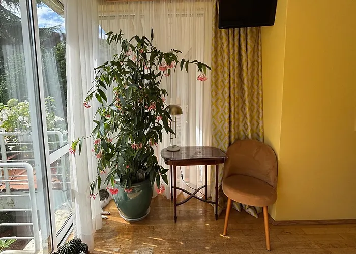 Luxurioeses Doppelzimmer In Oberkassel *