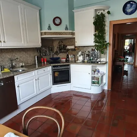 Alloggio in famiglia Luxurioeses Doppelzimmer In Oberkassel